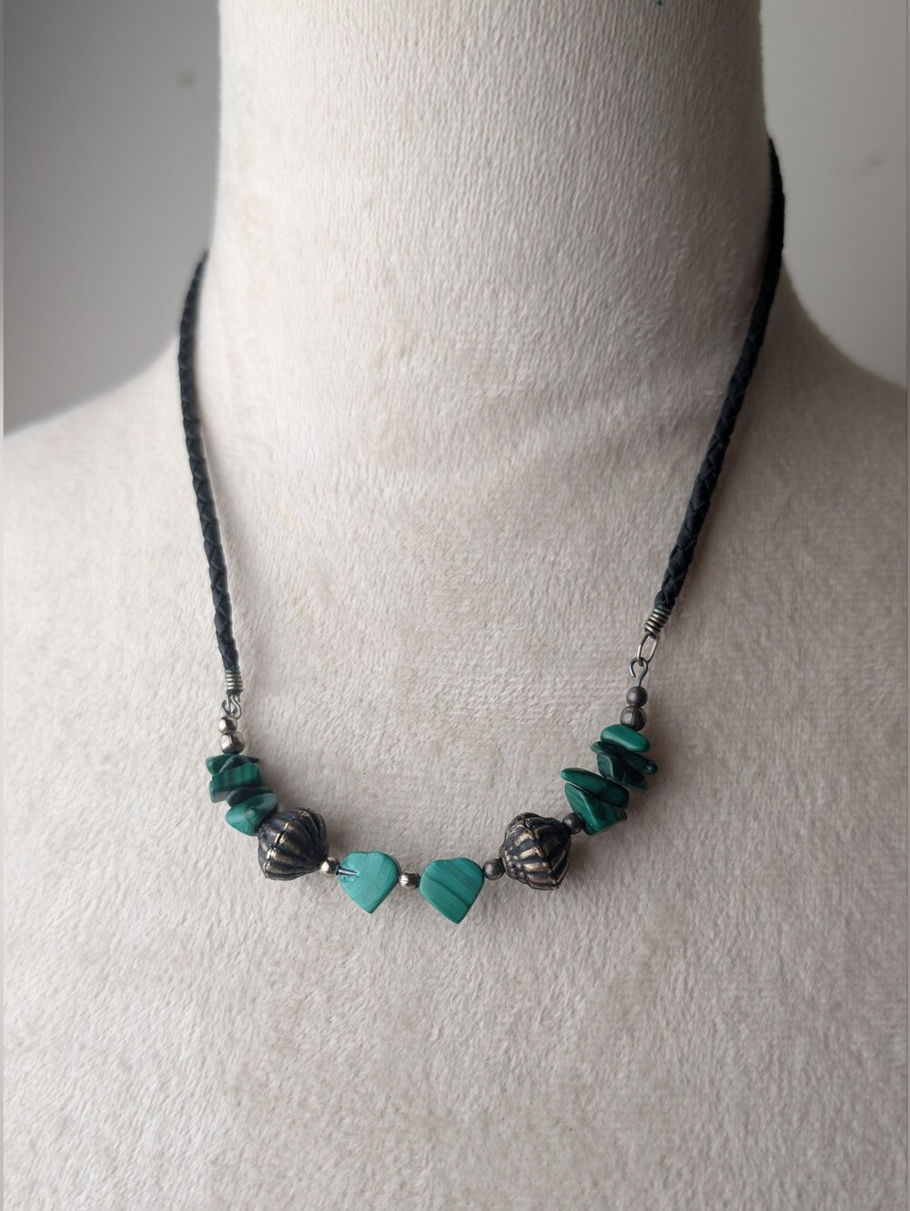 Southwestern Turquoise Color Beaded Necklace Sterling Silver Closure Boho